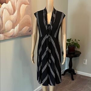 Nine West Black and White Patterned Midi Dress